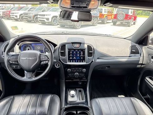 Used 2021 Chrysler 300 S w/ S Model Appearance Package RWD image 12