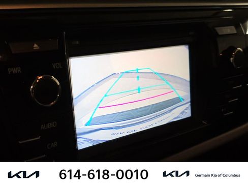 Used 2015 Toyota Corolla LE image 30