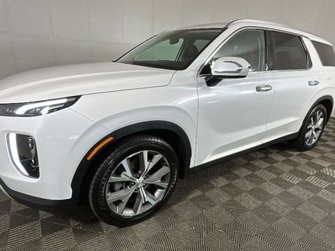 Used 2022 Hyundai Palisade SEL w/ 8P Bench Seat Package AWD/4WD image 6