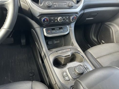 Used 2023 GMC Acadia SLT w/ Technology Package image 24