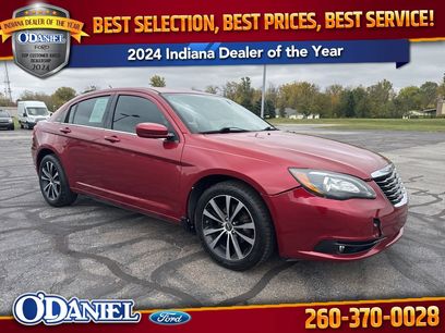 Used 2013 Chrysler 200 Touring w/ S Exterior Appearance Pkg
