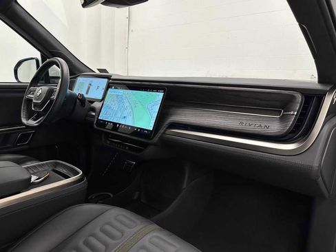 Used 2023 Rivian R1T Adventure image 17