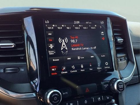Used 2020 RAM 1500 Laramie w/ Sport Appearance Package AWD/4WD image 9