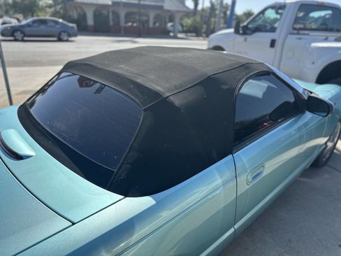 Used 2002 Ford Thunderbird Deluxe image 23