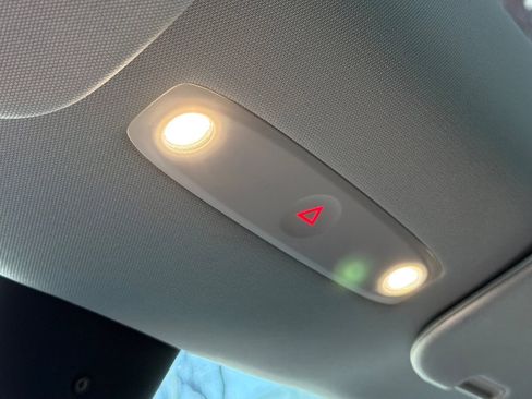 Used 2026 Tesla Model Y 2WD image 22