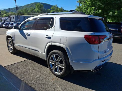 Used 2019 GMC Acadia Denali w/ Technology Package AWD/4WD image 4