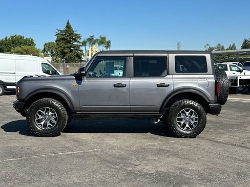 Certified 2021 Ford Bronco Badlands AWD/4WD image 6