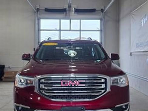 Used 2018 GMC Acadia SLE image 10