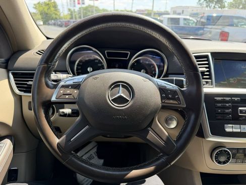 Used 2013 Mercedes-Benz ML 350 4MATIC image 17