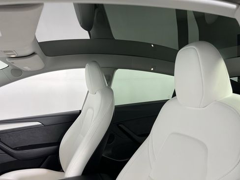 Used 2023 Tesla Model Y Long Range image 22