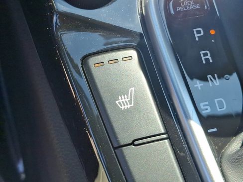 Used 2023 Kia Seltos EX image 25