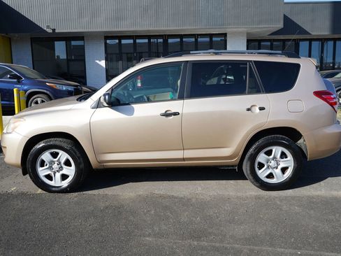 Used 2012 Toyota RAV4 4WD w/ Value Pkg image 2