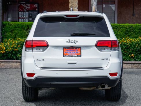 Used 2022 Jeep Grand Cherokee Limited AWD/4WD image 7