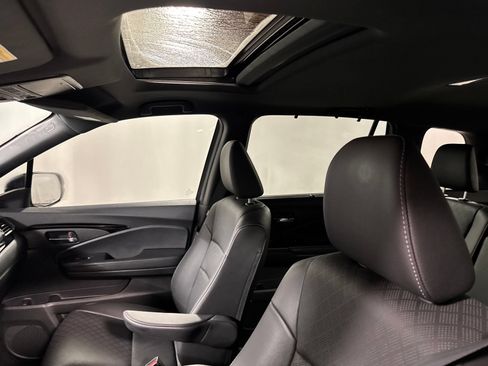 Certified 2021 Honda Passport Touring image 20