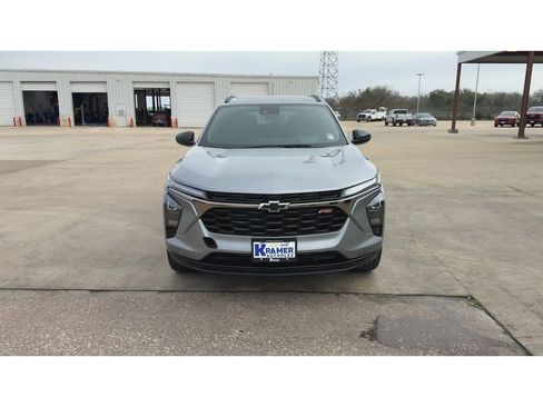 New 2026 Chevrolet Trax RS image 3