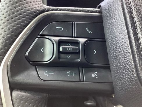 Used 2024 Toyota Tacoma TRD Sport image 17