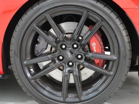 Used 2020 Ford Mustang Shelby GT500 w/ Technology Package image 16