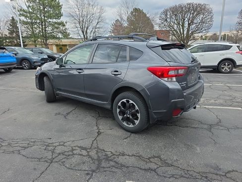 Used 2021 Subaru Crosstrek 2.0i Premium image 7