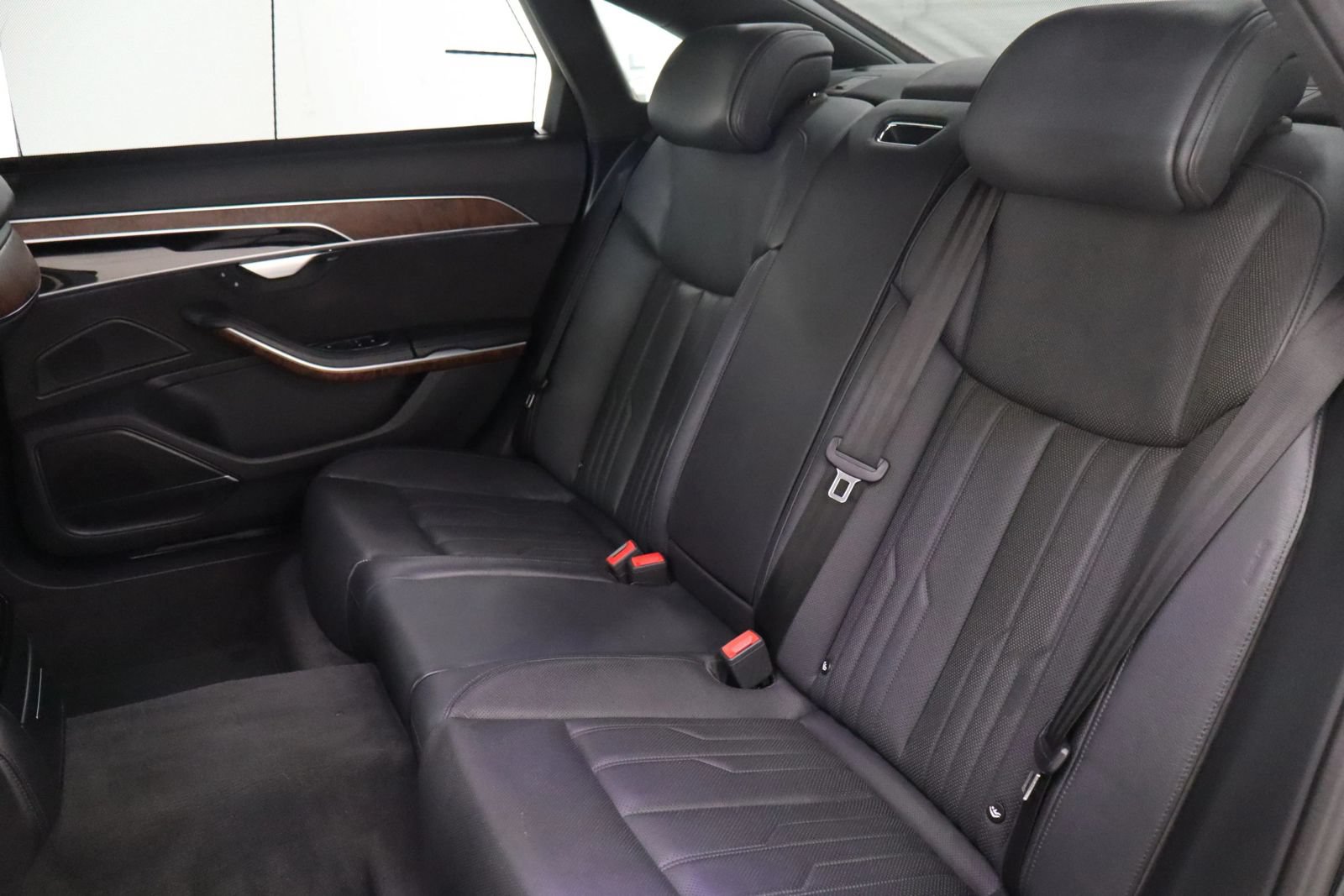 Used 2019 Audi A8 L 3.0T w/ Executive Package AWD/4WD image 22