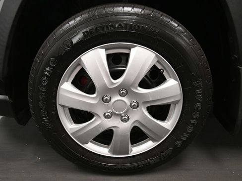 Used 2019 Toyota RAV4 LE w/ All Weather Liner Package AWD/4WD image 31