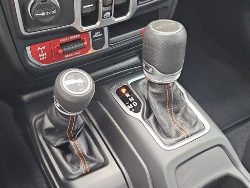 Used 2023 Jeep Gladiator Mojave w/ LED Lighting Group AWD/4WD image 22