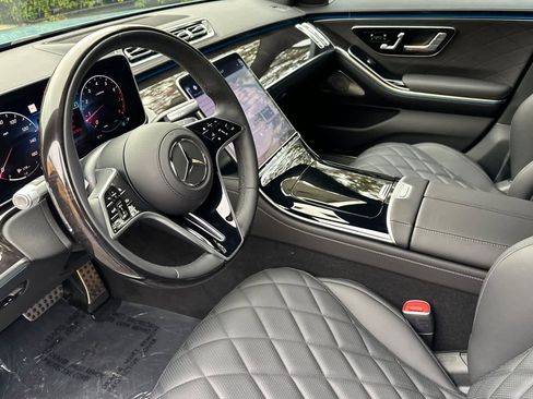 New 2026 Mercedes-Benz S 580 4MATIC Sedan image 9