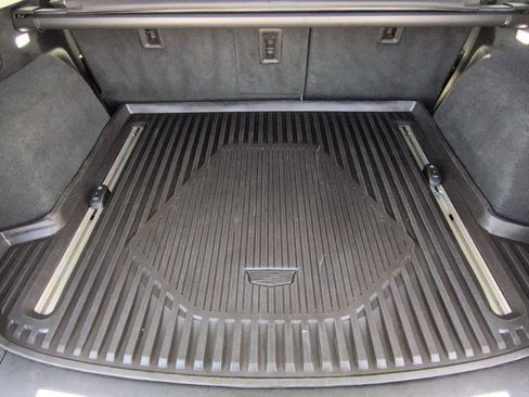 Used 2019 Cadillac XT5 Luxury image 34