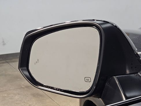 Certified 2025 Toyota Grand Highlander AWD image 22