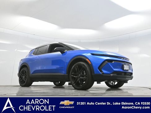 New 2026 Chevrolet Equinox EV LT image 2