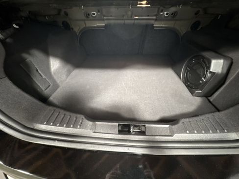 Used 2016 Ford Focus Titanium image 31