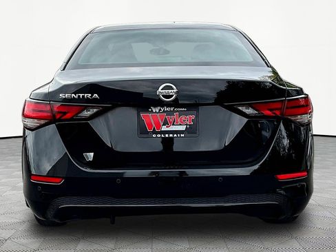 Used 2023 Nissan Sentra S image 5