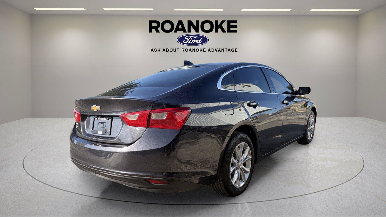 Used 2023 Chevrolet Malibu LT FWD image 7