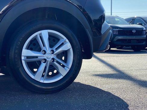 New 2025 Nissan Kicks Play S image 34