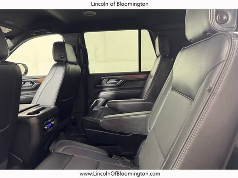 Used 2025 GMC Yukon Denali AWD/4WD image 29