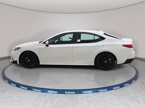 Certified 2025 Toyota Camry SE image 8