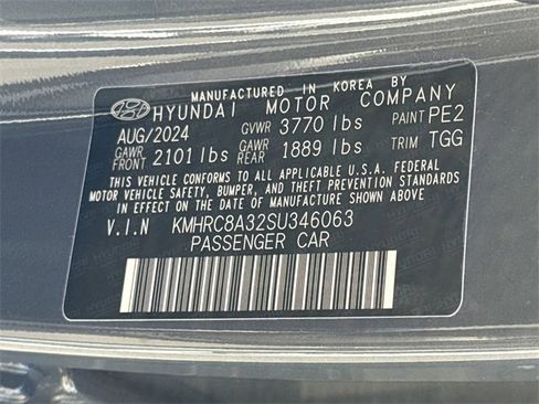 Certified 2025 Hyundai Venue SEL image 33