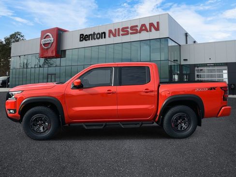 New 2026 Nissan Frontier PRO-4X w/ Pro-4x Convenience Package image 8