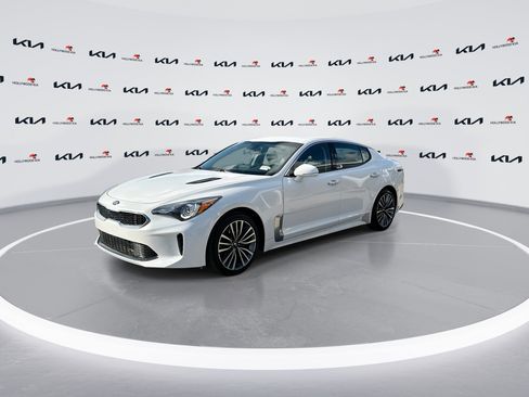 Used 2019 Kia Stinger image 4