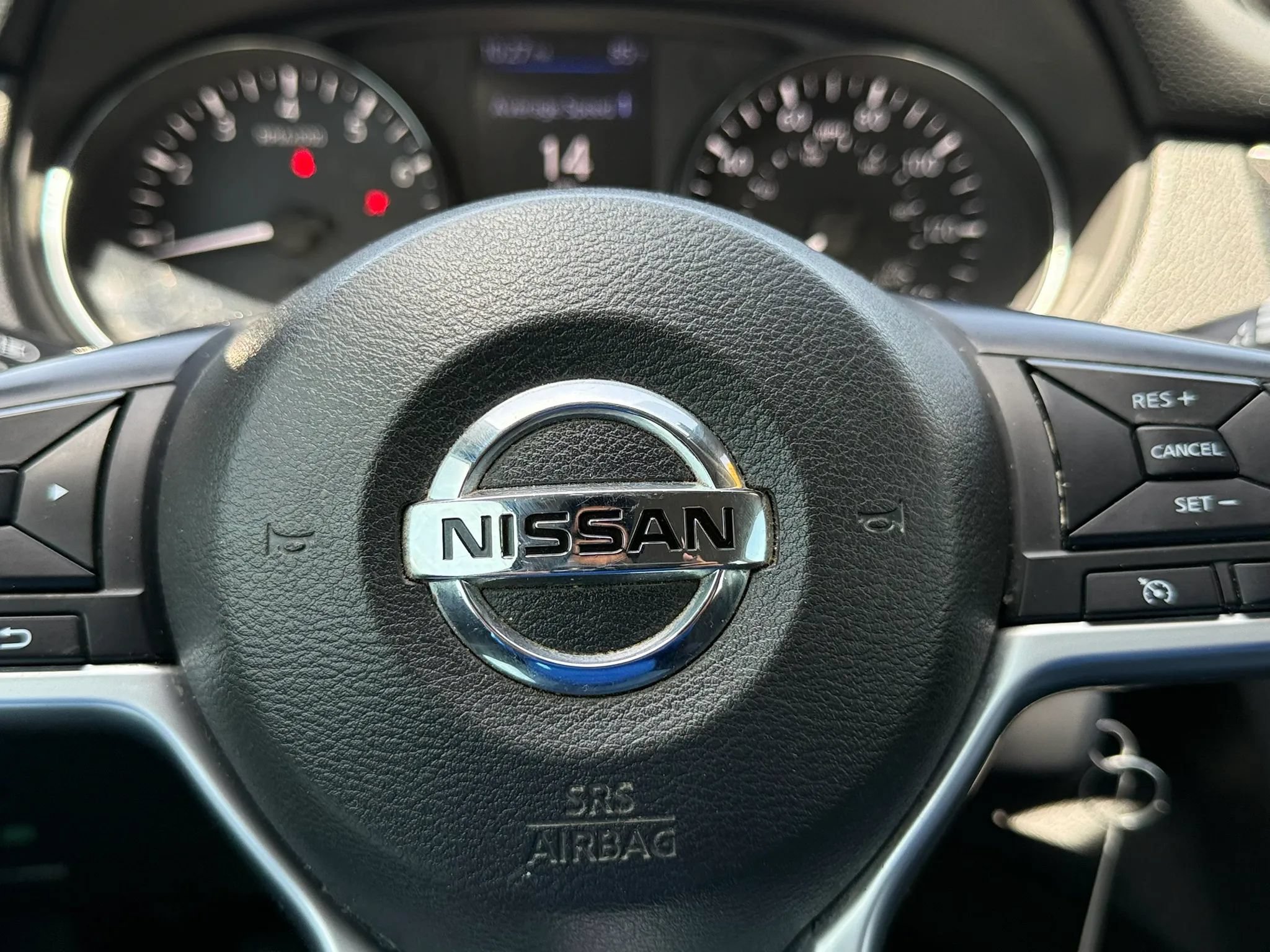Used 2020 Nissan Rogue S w/ Special Edition Package FWD image 27