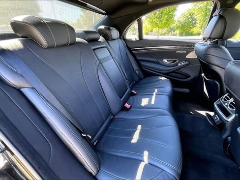 Used 2016 Mercedes-Benz S 550 4MATIC Sedan image 30