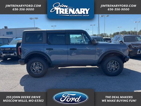 New 2025 Ford Bronco Badlands AWD/4WD image 1