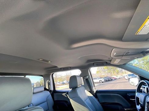 Used 2018 GMC Sierra 1500 SLT w/ SLT Premium Package image 22