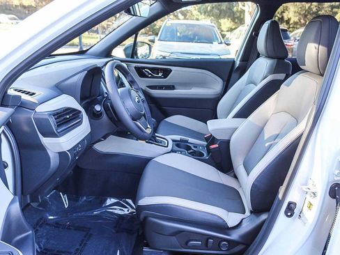 New 2025 Subaru Forester Limited image 17