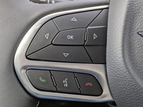 New 2026 Chrysler Pacifica Select image 30