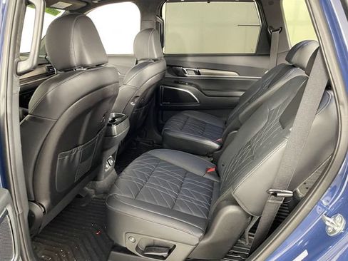 Certified 2025 Kia Telluride SX Prestige X-Line AWD/4WD image 13