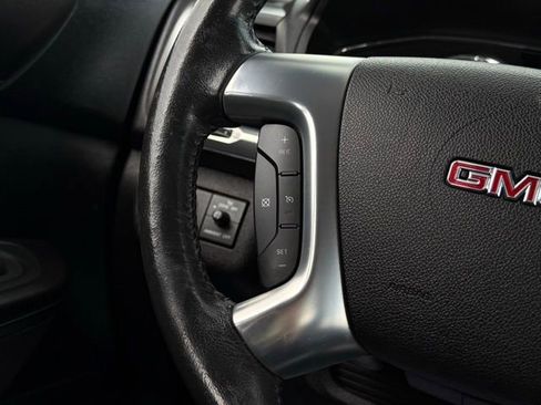 Used 2013 GMC Acadia SLE image 11