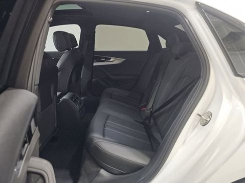 Used 2023 Audi A4 2.0T Premium Plus w/ Premium Plus Package image 8