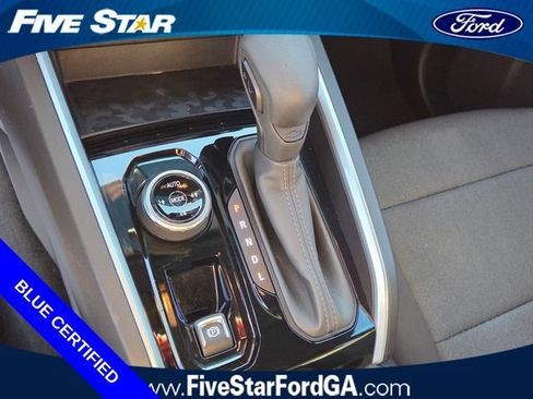 Used 2024 Chevrolet Colorado Trail Boss w/ Technology Package AWD/4WD image 23