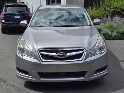 Used 2011 Subaru Legacy 2.5i Premium w/ All-Weather Pkg AWD/4WD image 2