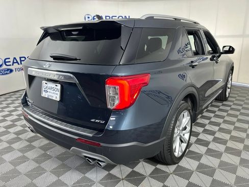 Used 2023 Ford Explorer Platinum w/ Technology Package AWD/4WD image 6